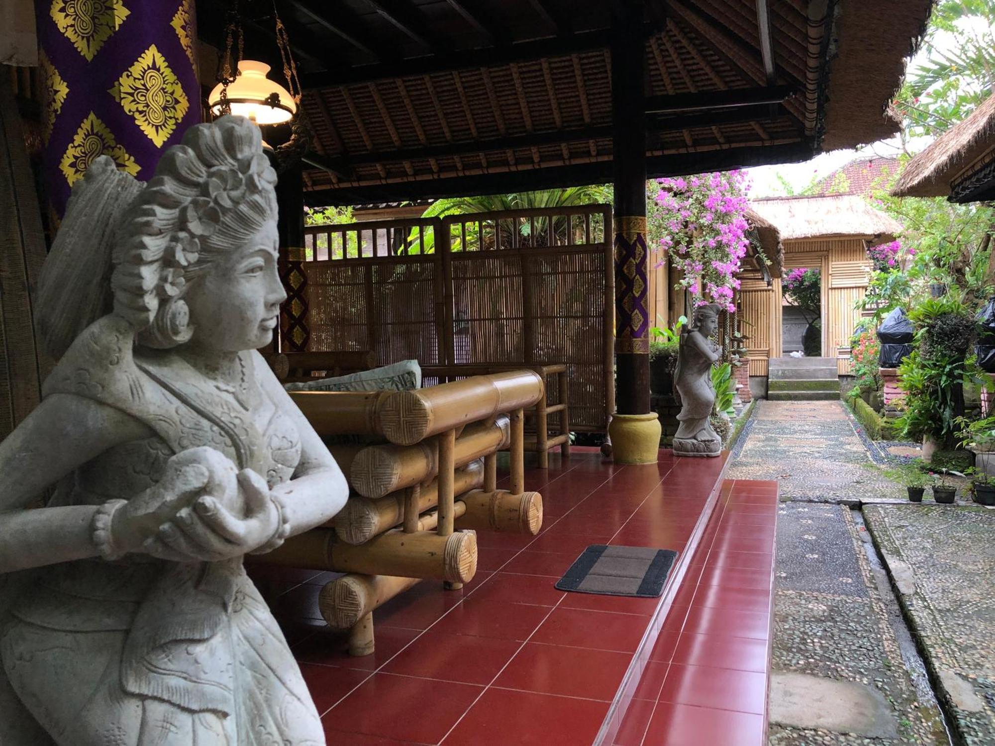 1Bd Guest House In Family Compound1, 15 Minute Walk To Yoga Barn Убуд Экстерьер фото